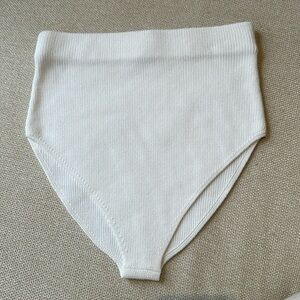 Zulu and Zephyr Briefs. Size US 2 AU 6 EU 34